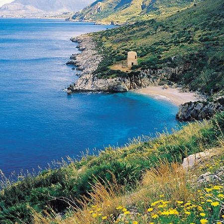 La Casetta Nel Porto Castellammare del Golfo Exteriör bild